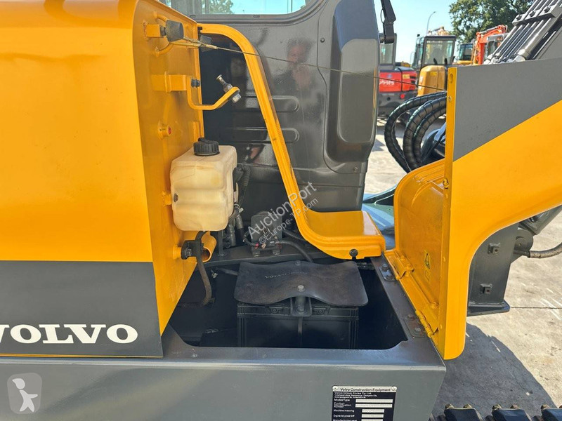 Escavadora Volvo D