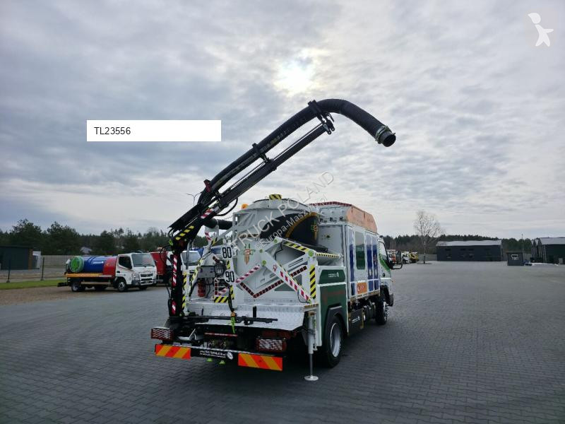 Camion Mitsubishi CANTER odkurzacz koparka...