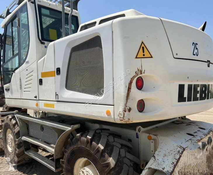 Excavator Liebherr A 914 Mobile digger