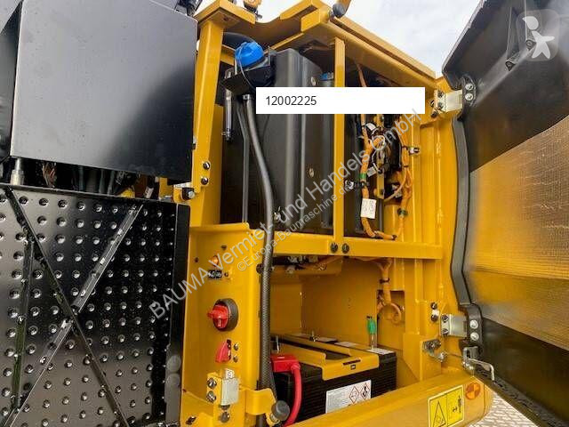 Graafmachine Caterpillar MH 3022 MIETE / RENTAL...