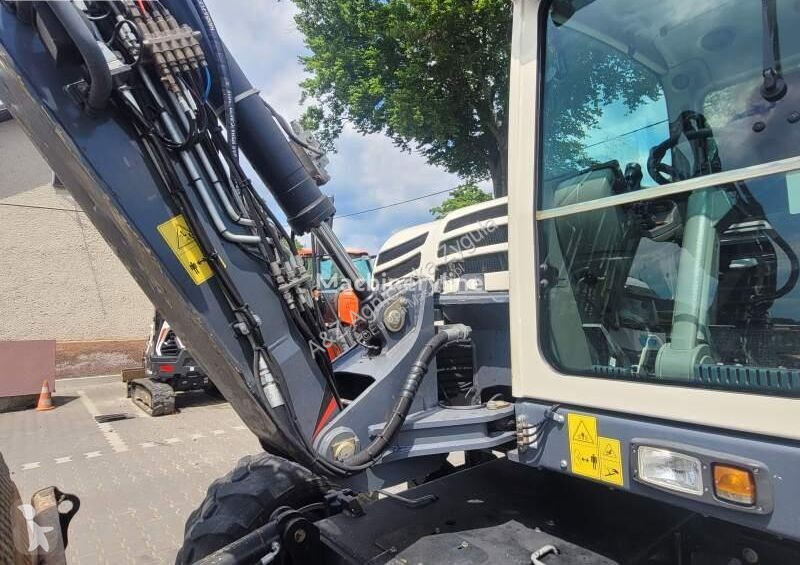 Escavatore Schaeff TW95