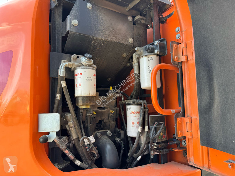 جرافة Doosan -5 - 680 hours