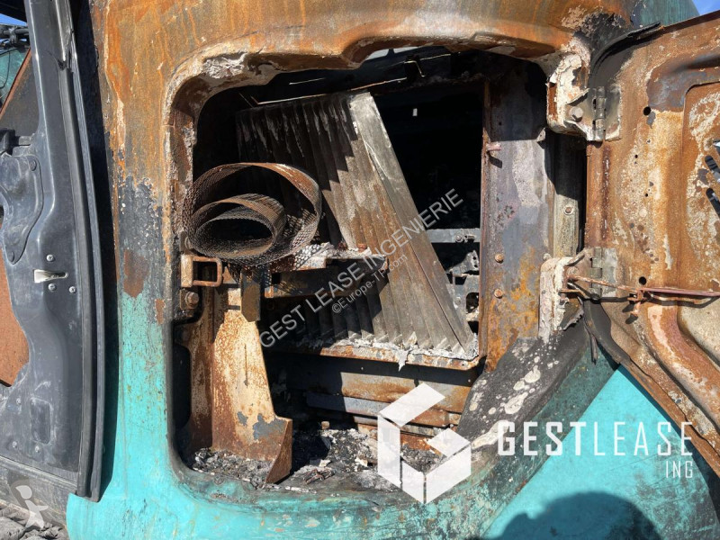 Escavadora Kobelco  SK140