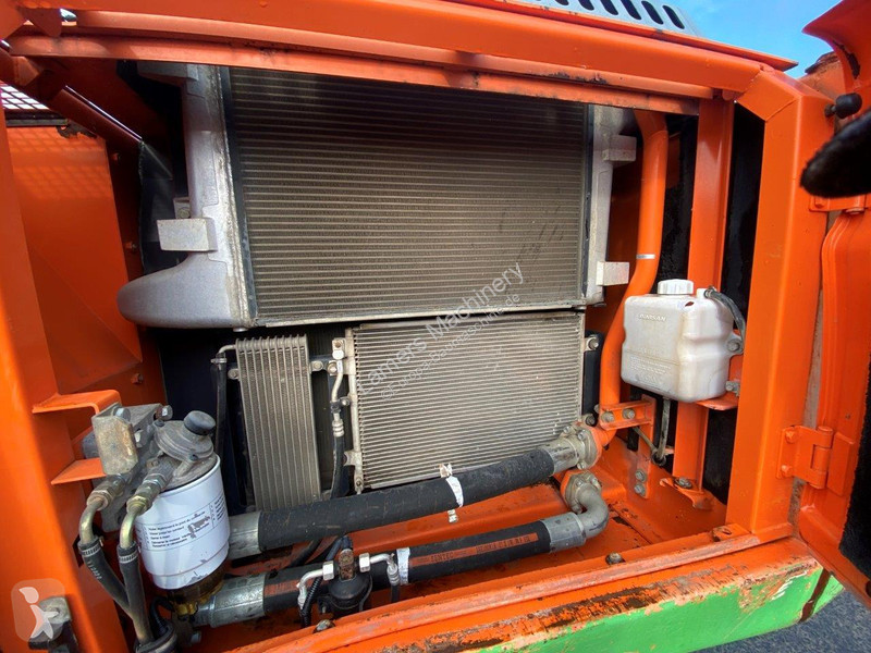 Excavator Doosan NVT