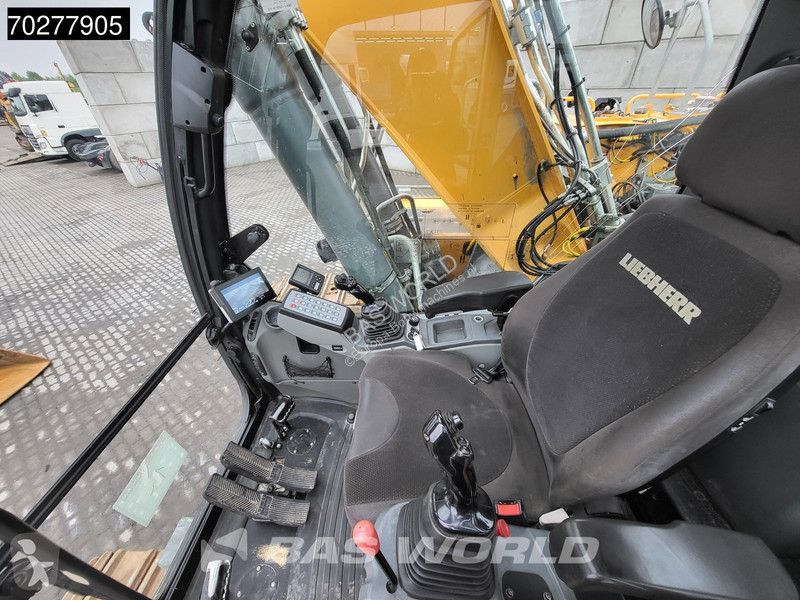 Excavadora Liebherr LC