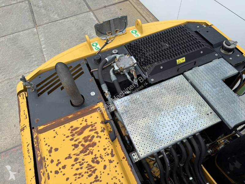 Excavator Caterpillar D - Triple Boom / Quick...