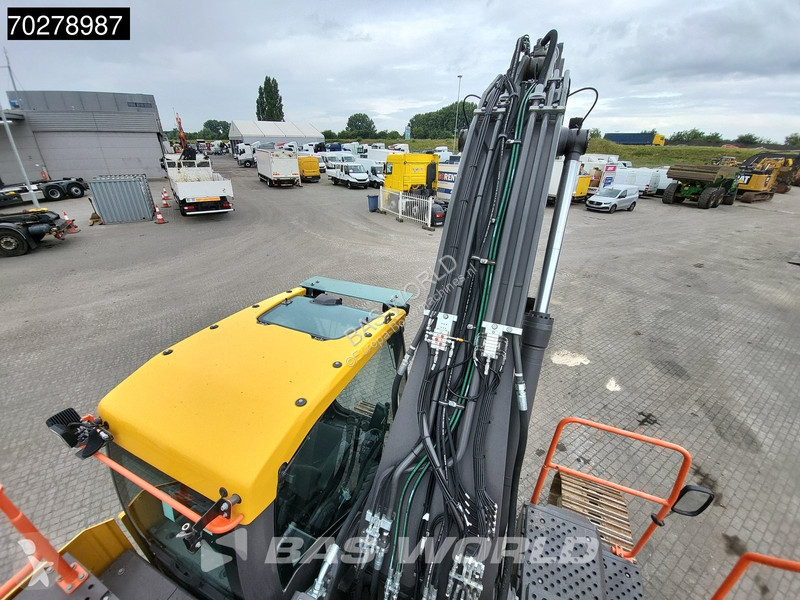 Excavadora Volvo 0 E L