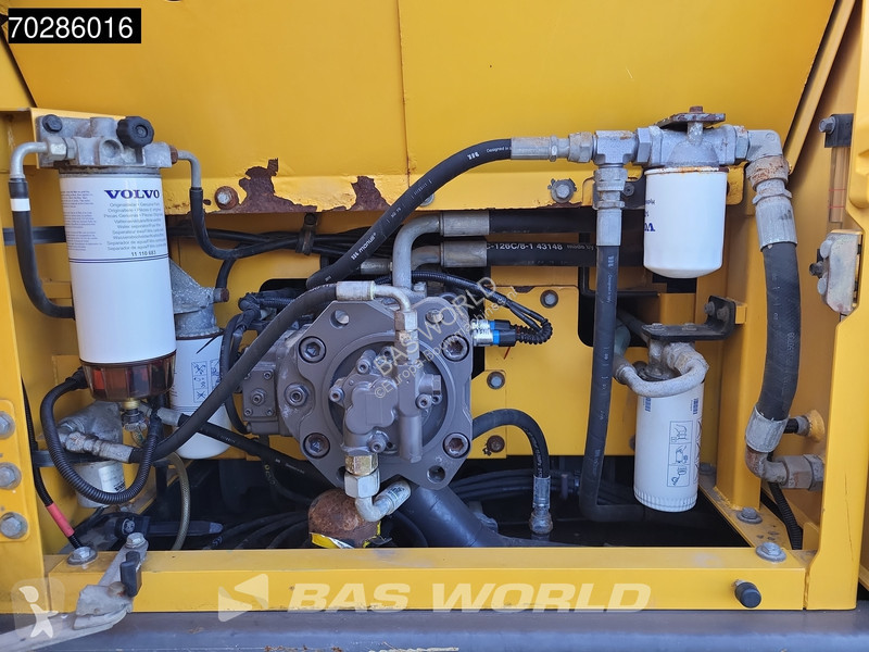 Graafmachine Volvo C220