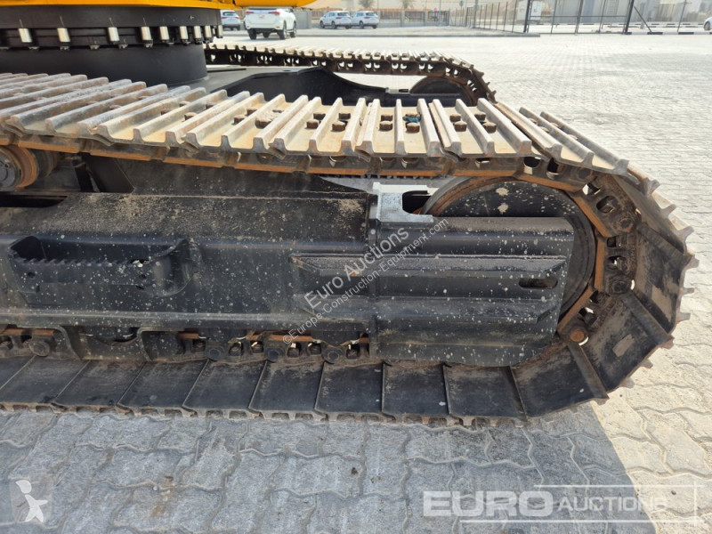 جرافة JCB JS215LC