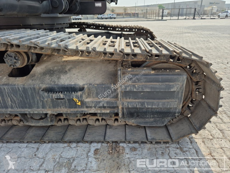 جرافة Hyundai R215L