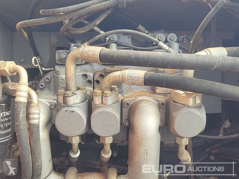 Escavatore Hitachi -5B