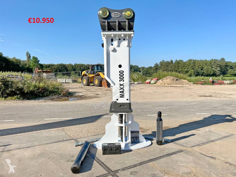 جرافة Hyundai HX360L - New / Unused / Hammer Lines