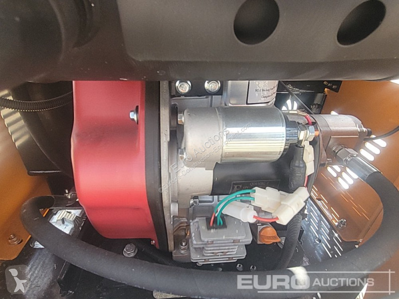 Escavadora JPC HT12