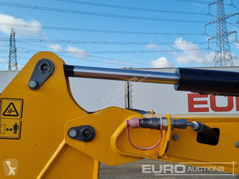 جرافة JCB 16C-1