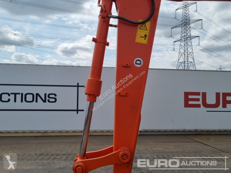 Escavatore Doosan DS80-7C