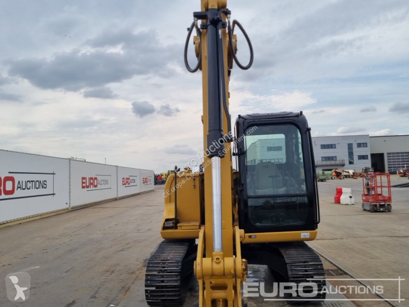 Escavatore Caterpillar C