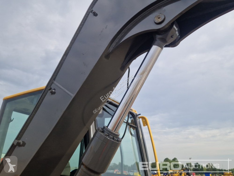 Graafmachine Volvo EC80D
