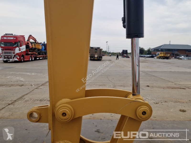Escavatore Caterpillar 305.5E2