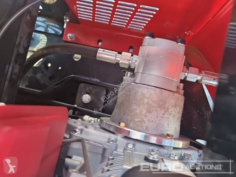 Escavadora JPC HT12