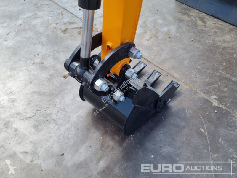 Escavadora JPC HT12