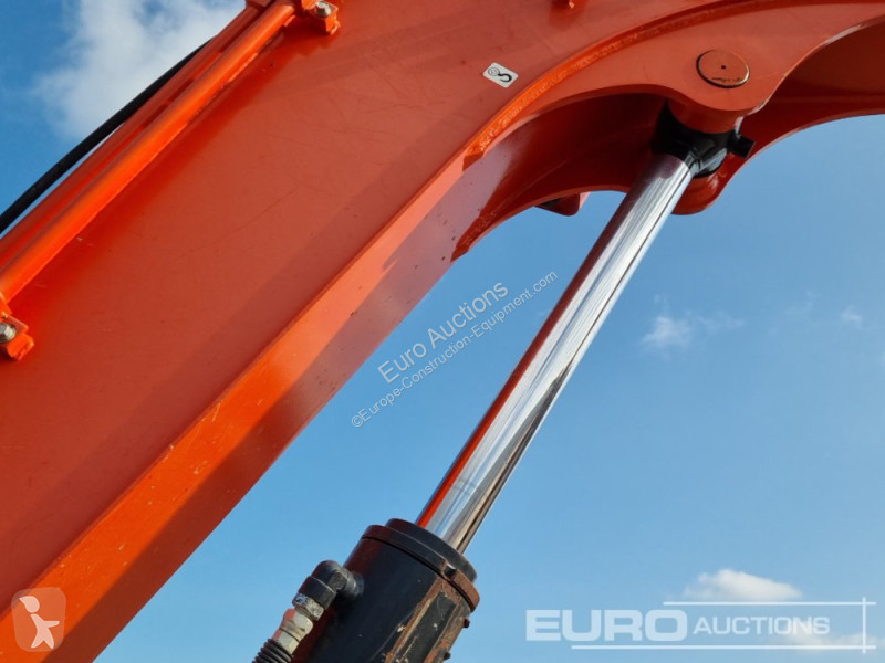 Escavatore Kubota KX080-4A