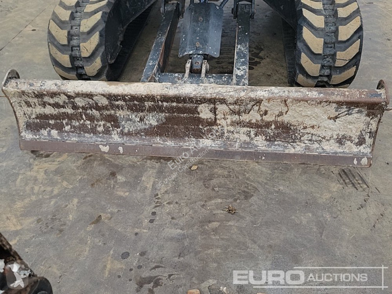 Lopatový nakládač Bobcat E27Z