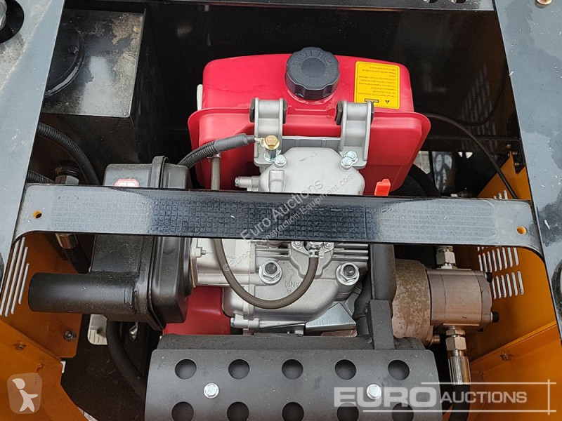 Escavadora JPC HT12