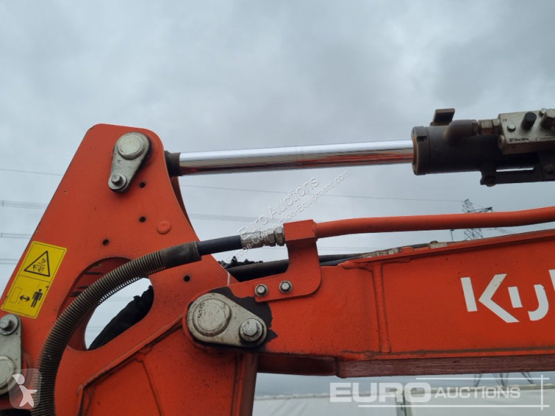 جرافة Kubota U48-4