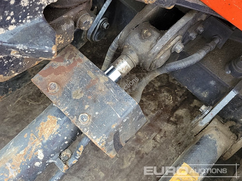 جرافة Kubota KX016-4