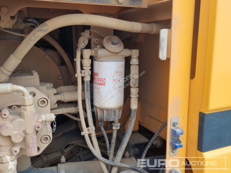 Escavatore Hyundai HX140LC