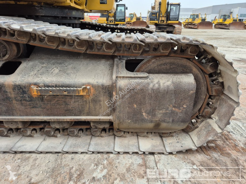 Escavatore Caterpillar 2