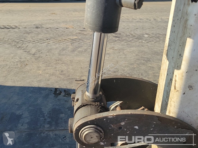 Escavadora Bobcat