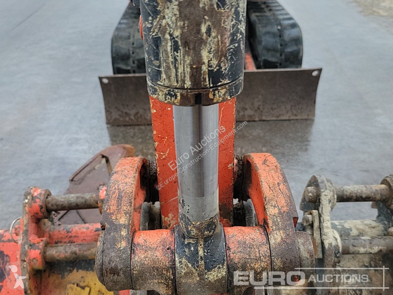 Lopatový nakládač Kubota KX015-4