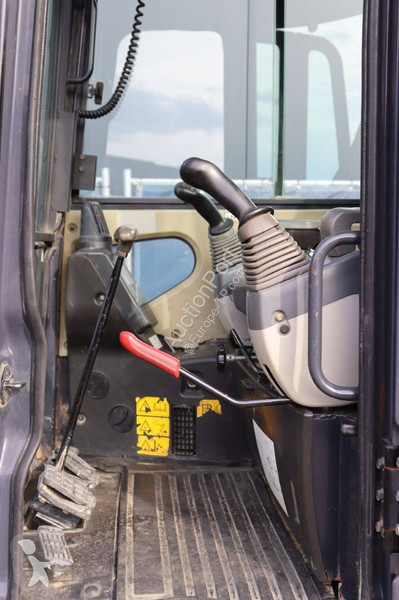 Escavadora Hitachi ZX52U-3 CLR