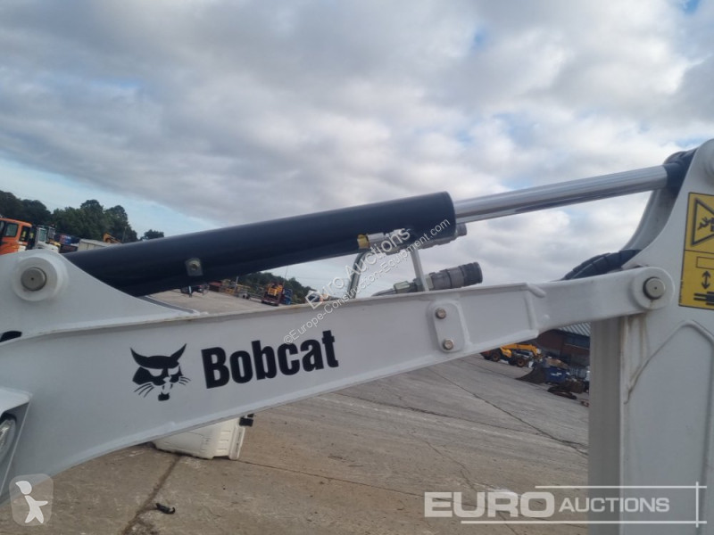 Lopatový nakládač Bobcat E19