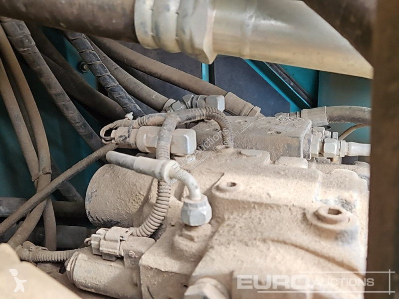 Escavadora Kobelco SK230SRLC-5