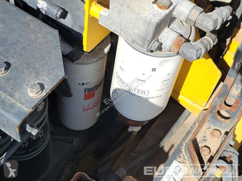 Escavatore Komatsu PC490LC-11