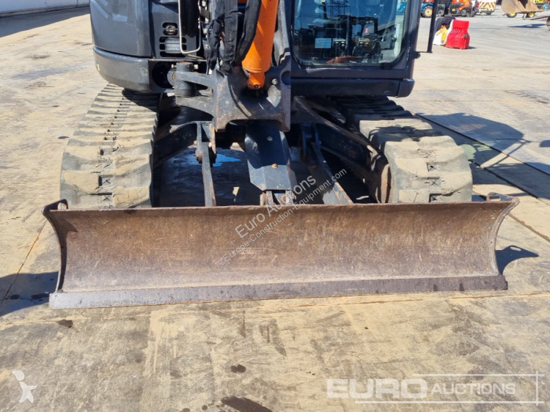 Escavatore Hitachi B-6