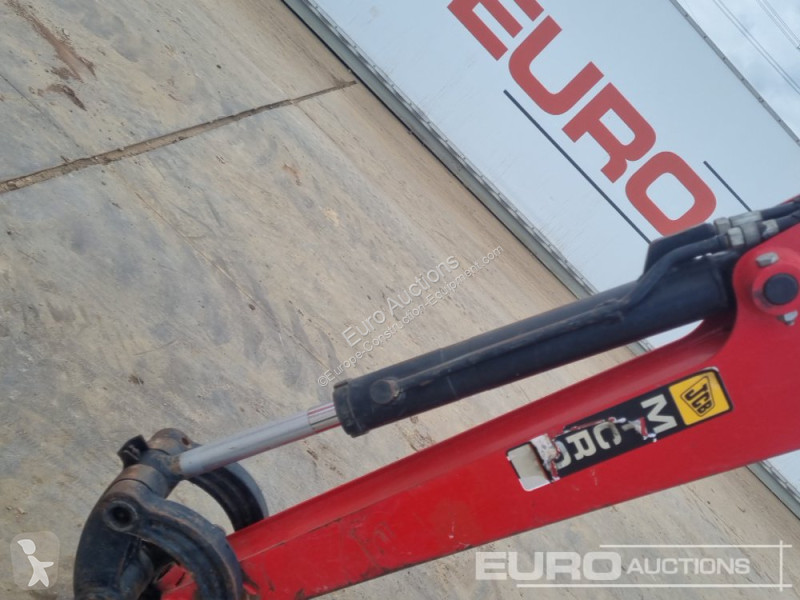جرافة JCB 801CTS
