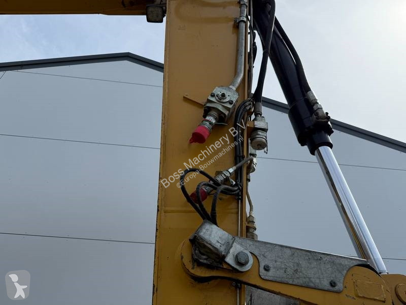 Excavator Caterpillar F