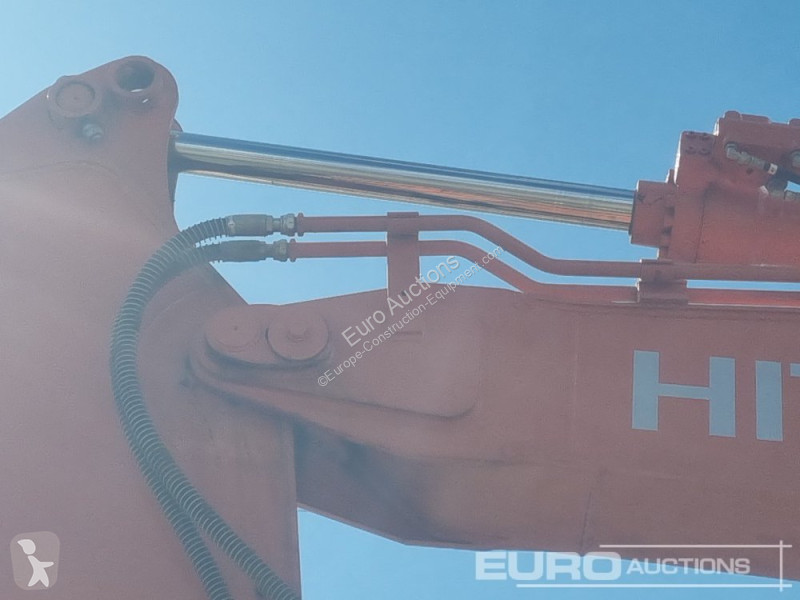 Excavadora Hitachi -7