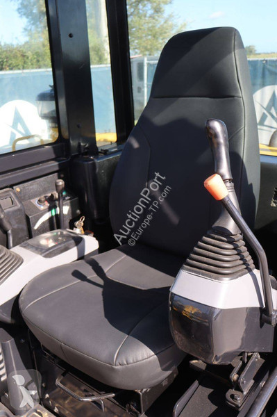 Escavatore Komatsu PC56-7