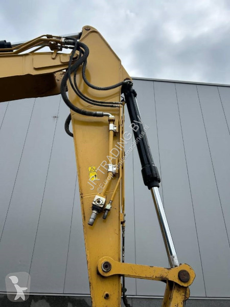 Excavator Caterpillar 320
