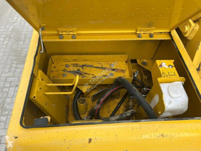 Excavator Komatsu LC-10