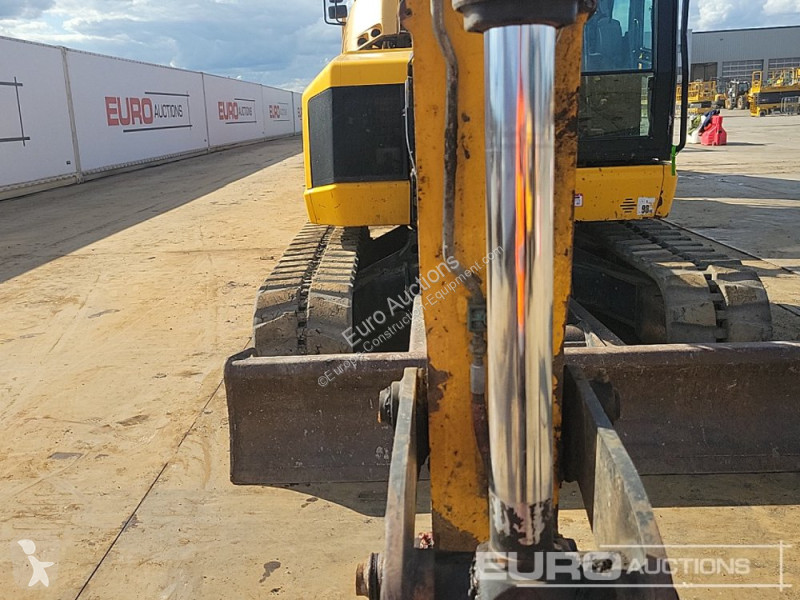 Lopatový nakládač JCB 86C-1