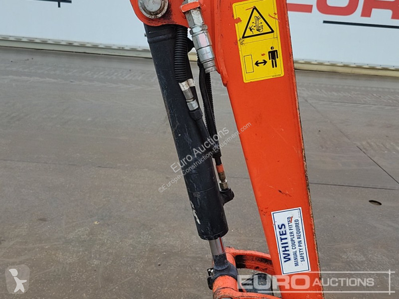 Lopatový nakládač Kubota KX015-4