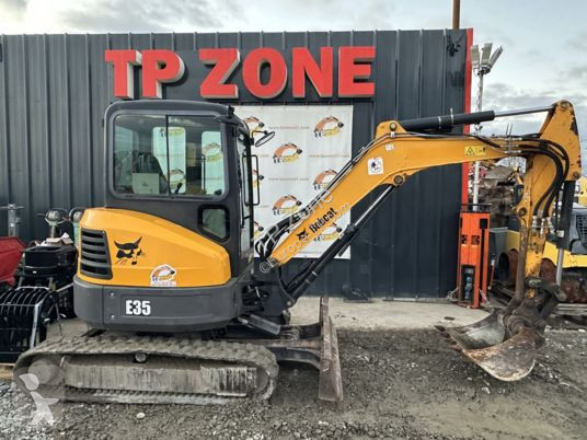 Lopatový nakládač Bobcat e35 à 23 500 € ht