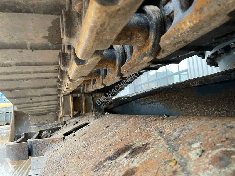 Skovl Komatsu Engcon and 3 x bucket