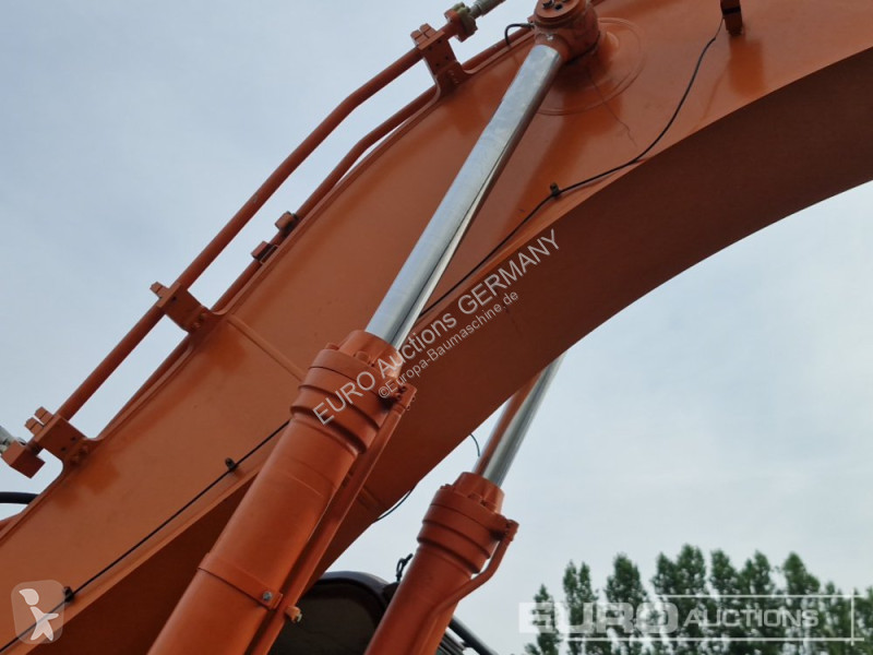 Rýpadlo Hitachi ZX490 LCH-5A