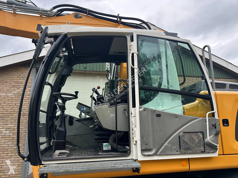 Rýpadlo Liebherr A916